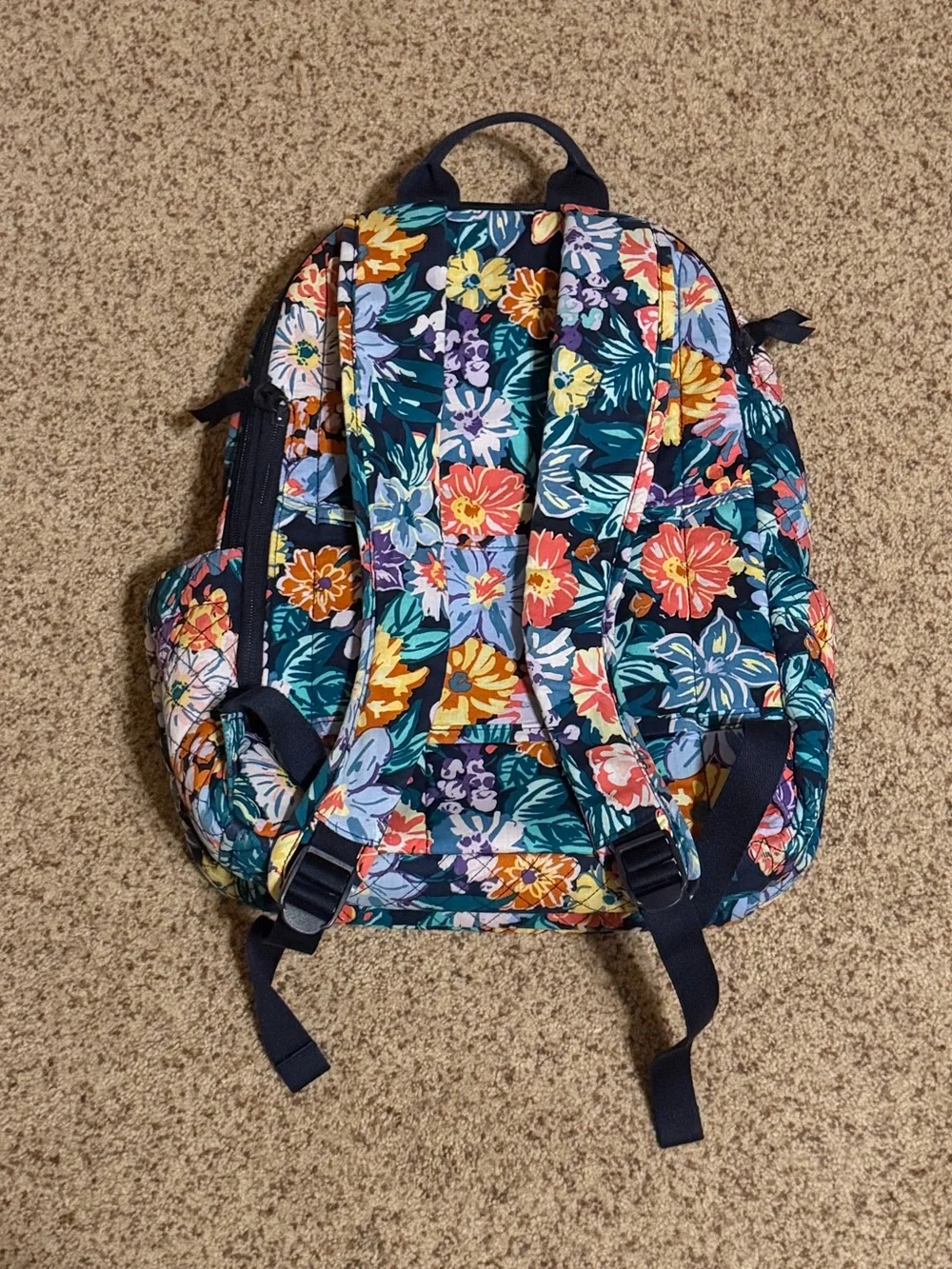 Vera Bradley Quilted XL Happy Blooms Backpack *GREAT CONDITION
